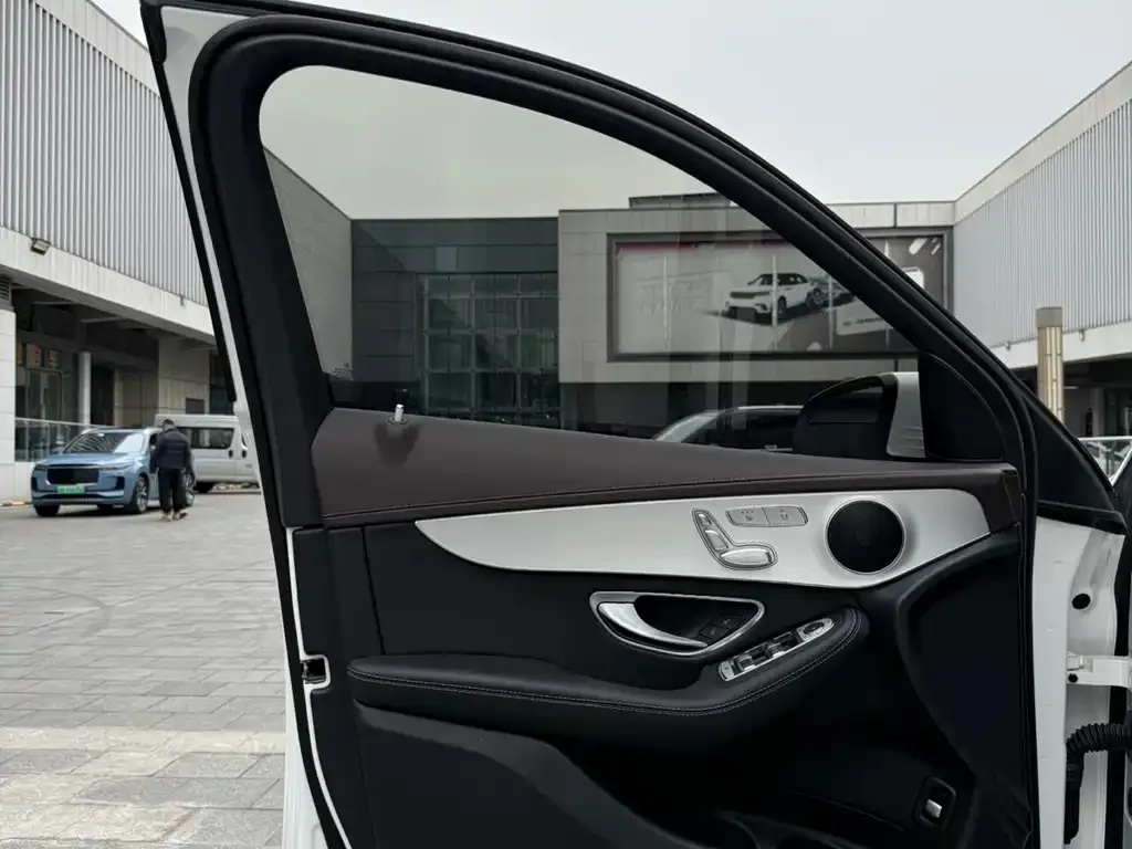 Mercedes-Benz GLC 2023 из CN, фото 5