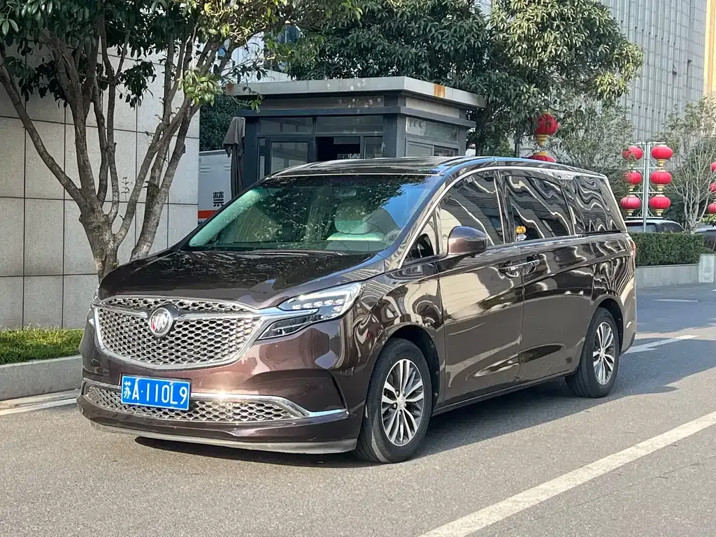 Buick GL8 2021 из CN, фото 1