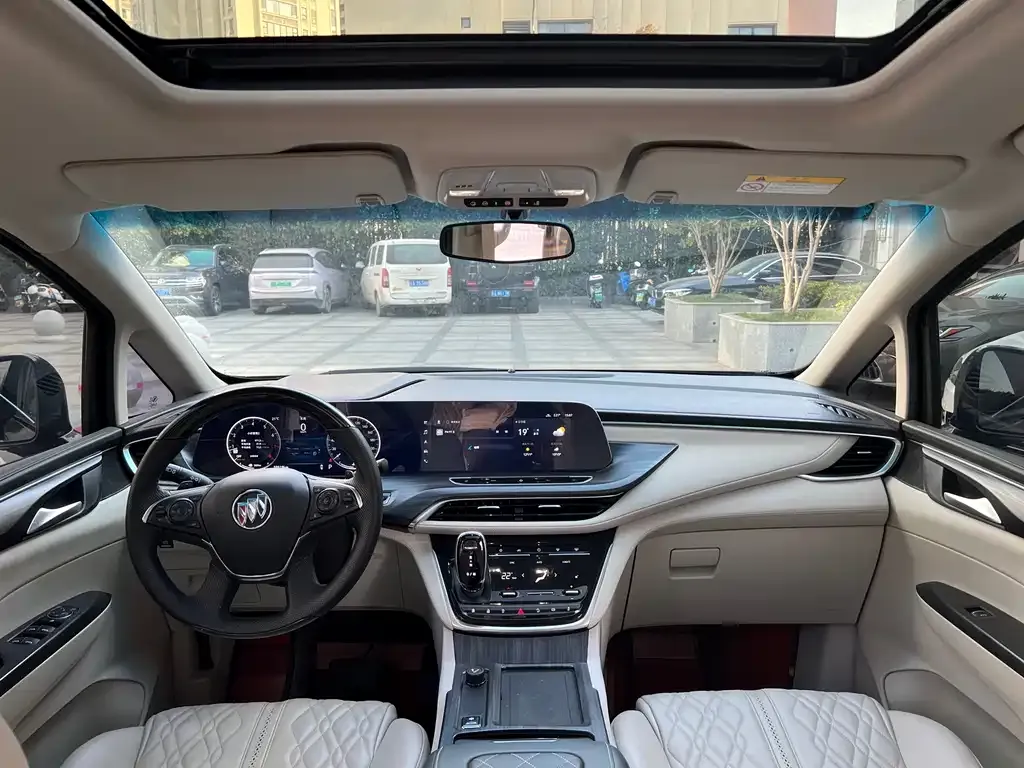 Buick GL8 2021 из CN, фото 3