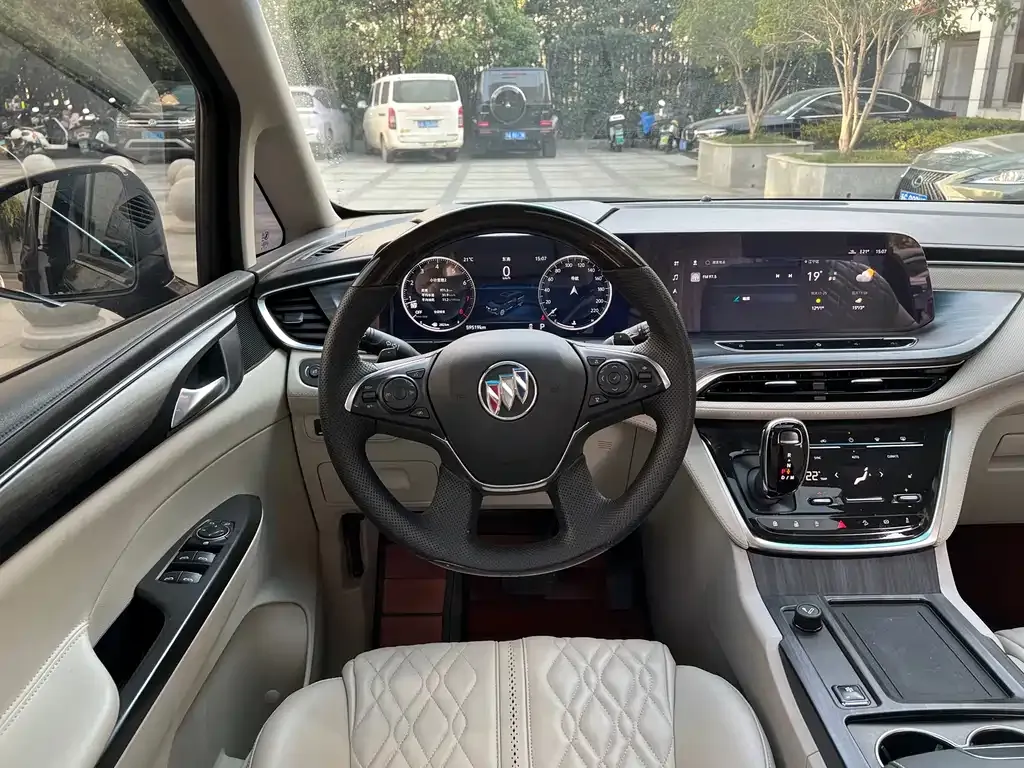 Buick GL8 2021 из CN, фото 8