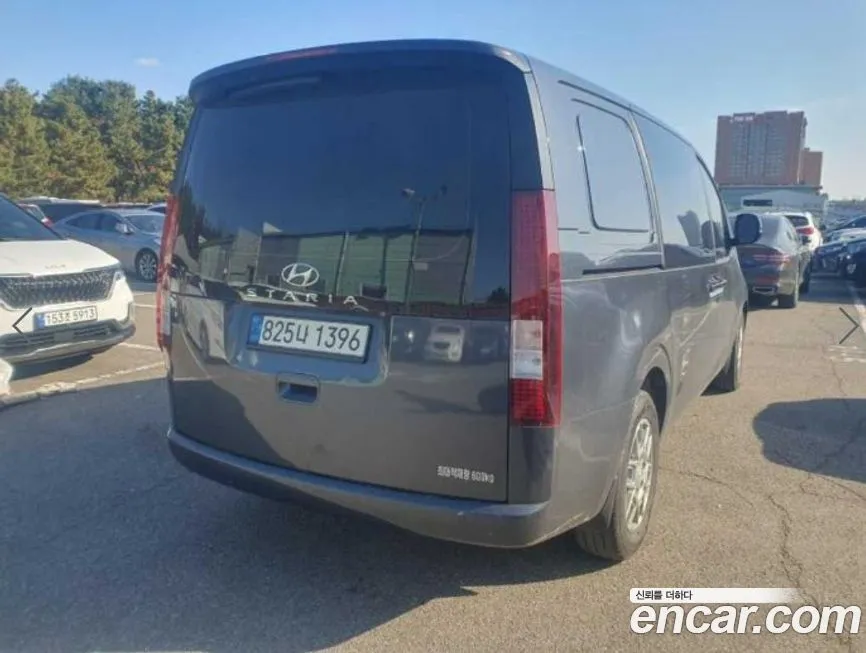 Hyundai Staria 2022 из KR, фото 3