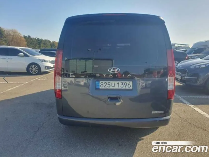 Hyundai Staria 2022 из KR, фото 4