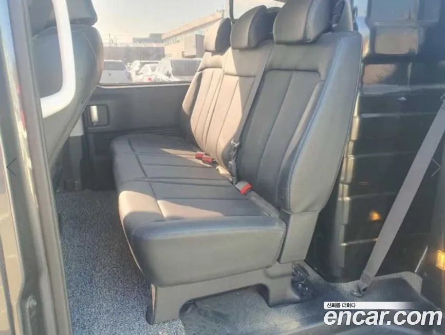 Hyundai Staria 2022 из KR, фото 6