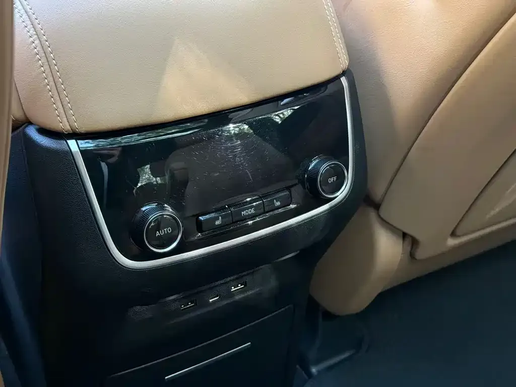 Li Auto ONE 2022 из CN, фото 5