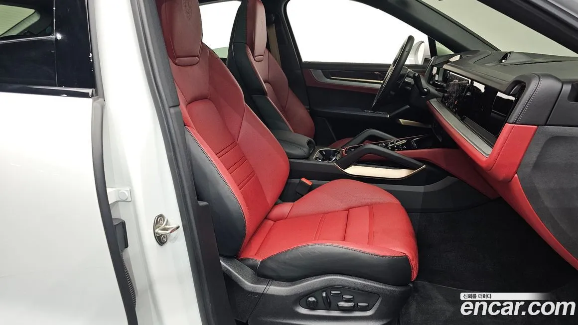 Porsche Cayenne 2024 из KR, фото 10