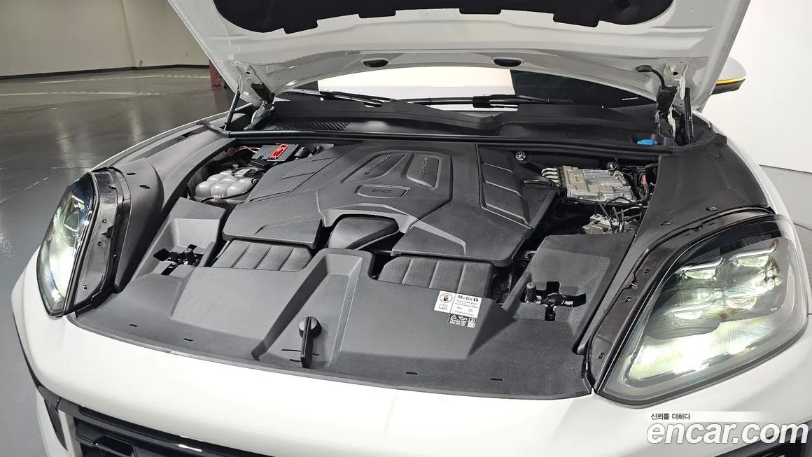 Porsche Cayenne 2024 из KR, фото 6