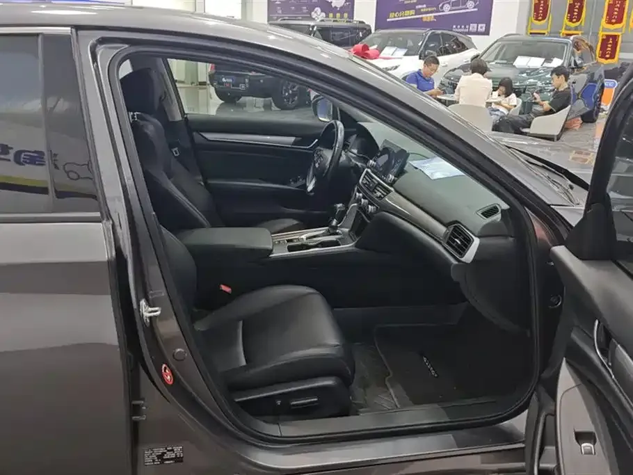 Honda Accord 2021 из CN, фото 8