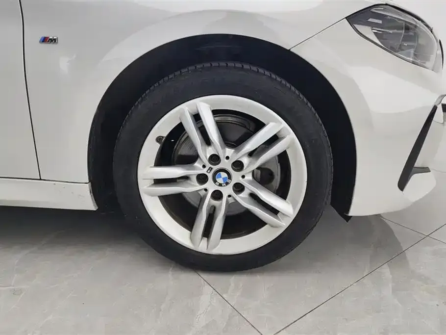 BMW 1 Series 2021 из CN, фото 6