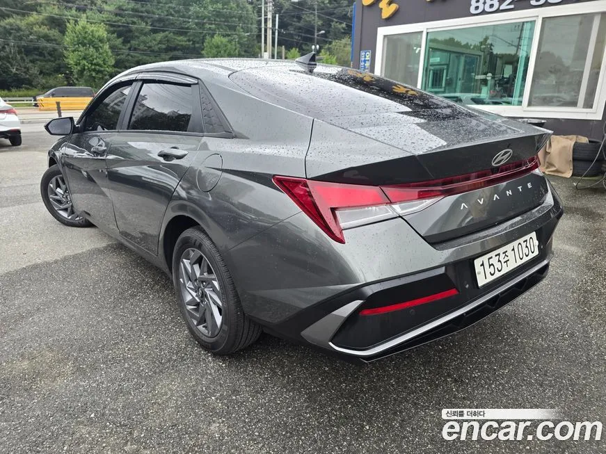 Hyundai AVANTE — фото 5