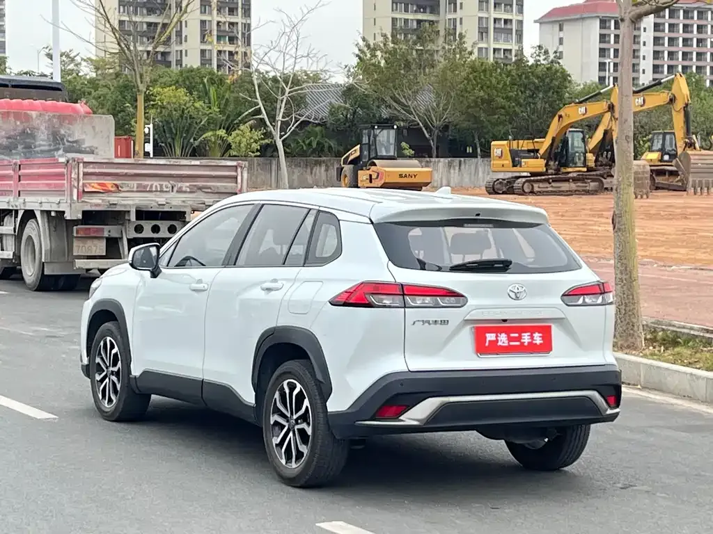 Toyota Frontlander 2023 из CN, фото 4