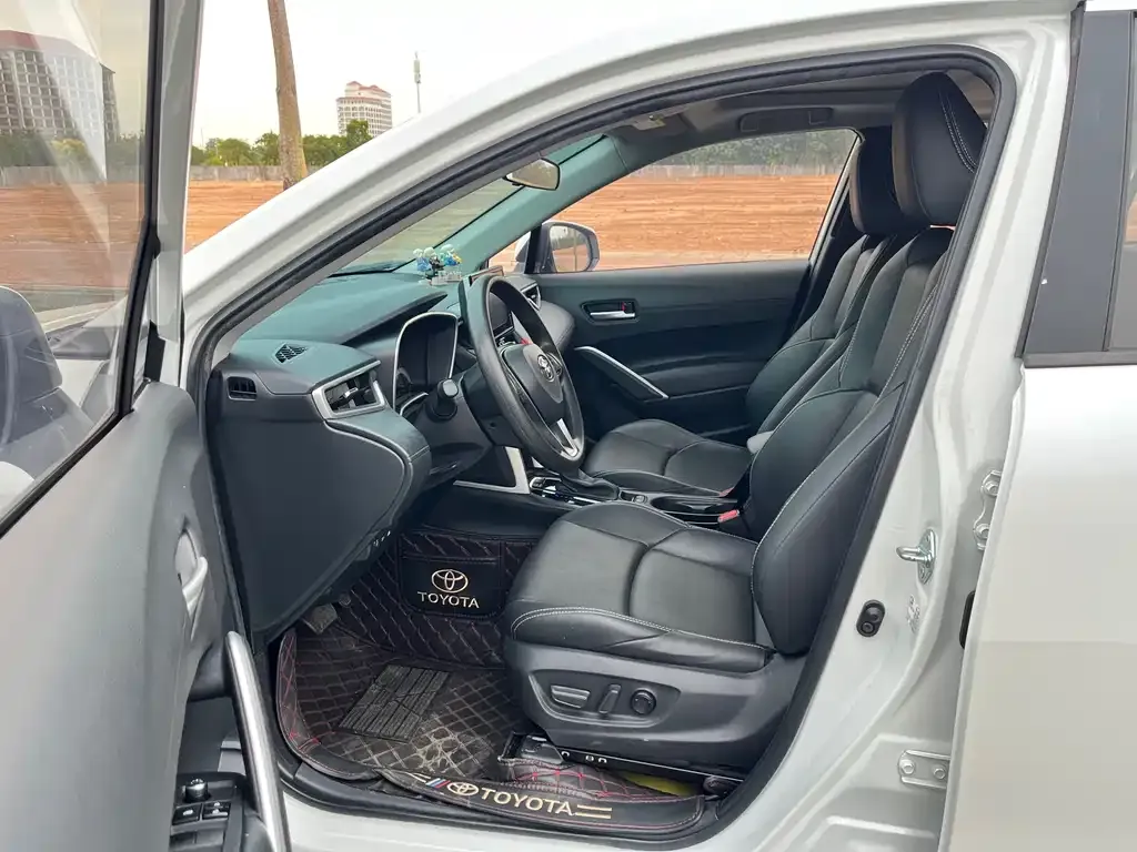 Toyota Frontlander 2023 из CN, фото 9