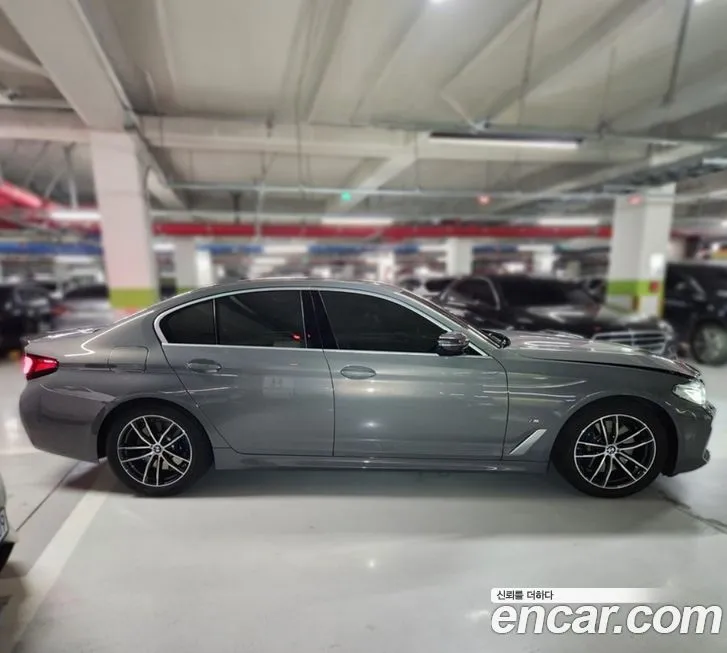 BMW 5-Series 2021 из KR, фото 4
