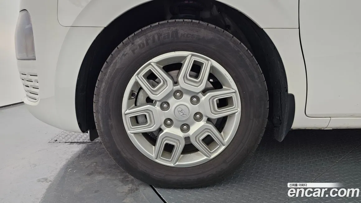 Hyundai Staria 2023 из KR, фото 5
