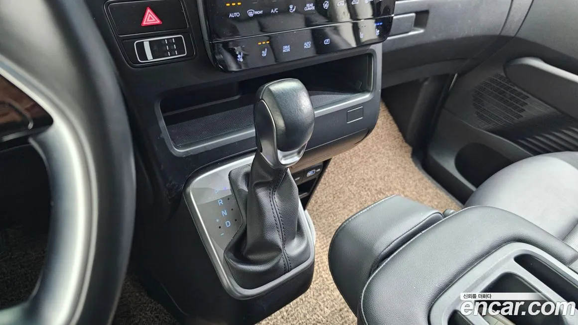 Hyundai Staria 2023 из KR, фото 9