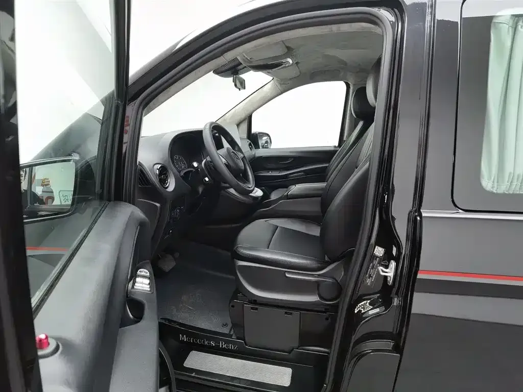 Mercedes-Benz Vito 2023 из CN, фото 10