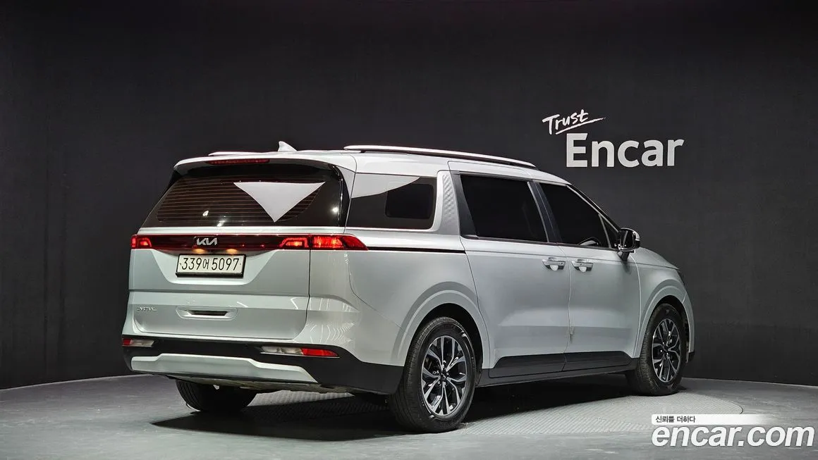 Kia Carnival 2023 из KR, фото 2