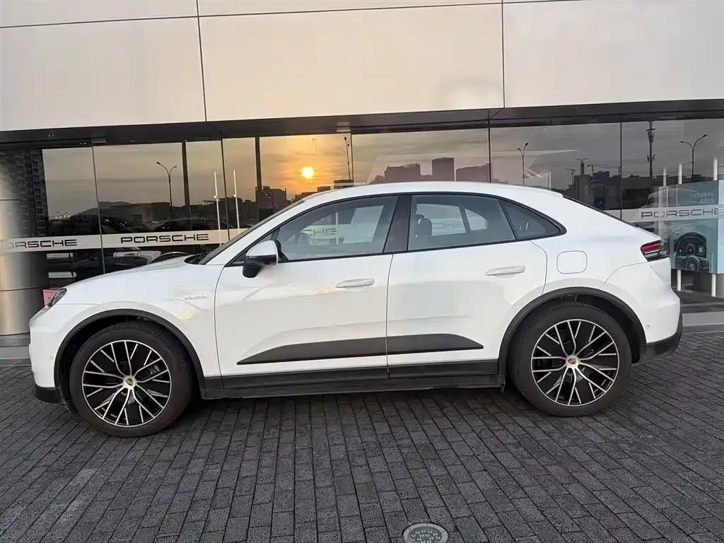 Porsche Macan EV 2025 из CN, фото 7