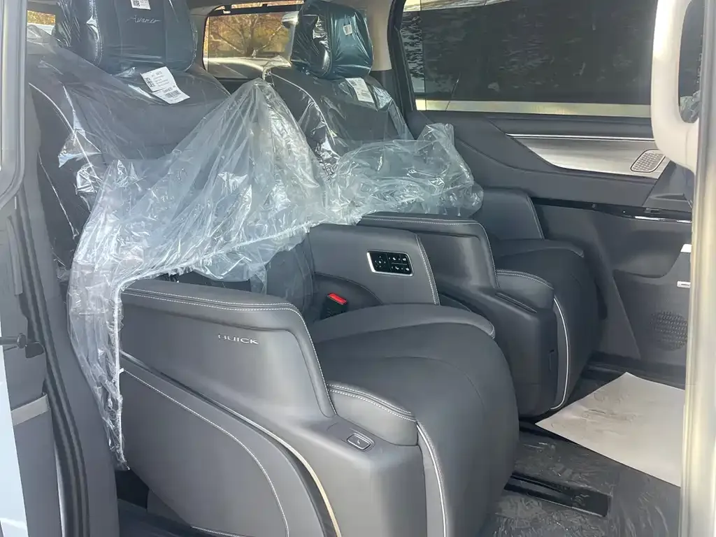 Buick GL8 2025 из CN, фото 5