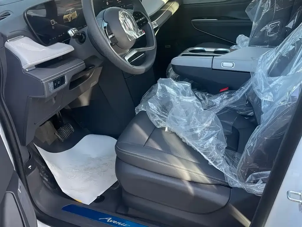 Buick GL8 2025 из CN, фото 8