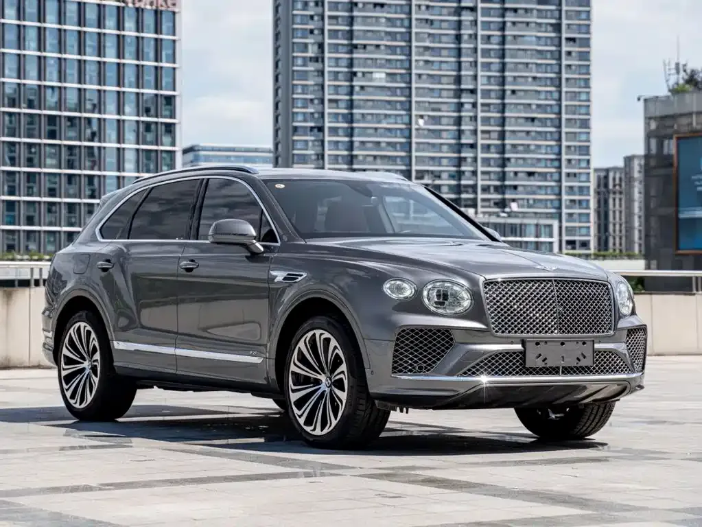 Bentley Bentayga — фото 1