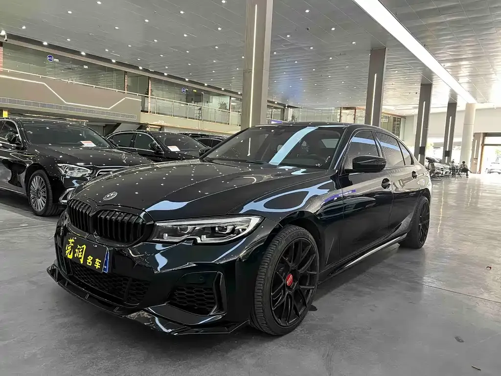 BMW 3 Series 2022 из CN, фото 1