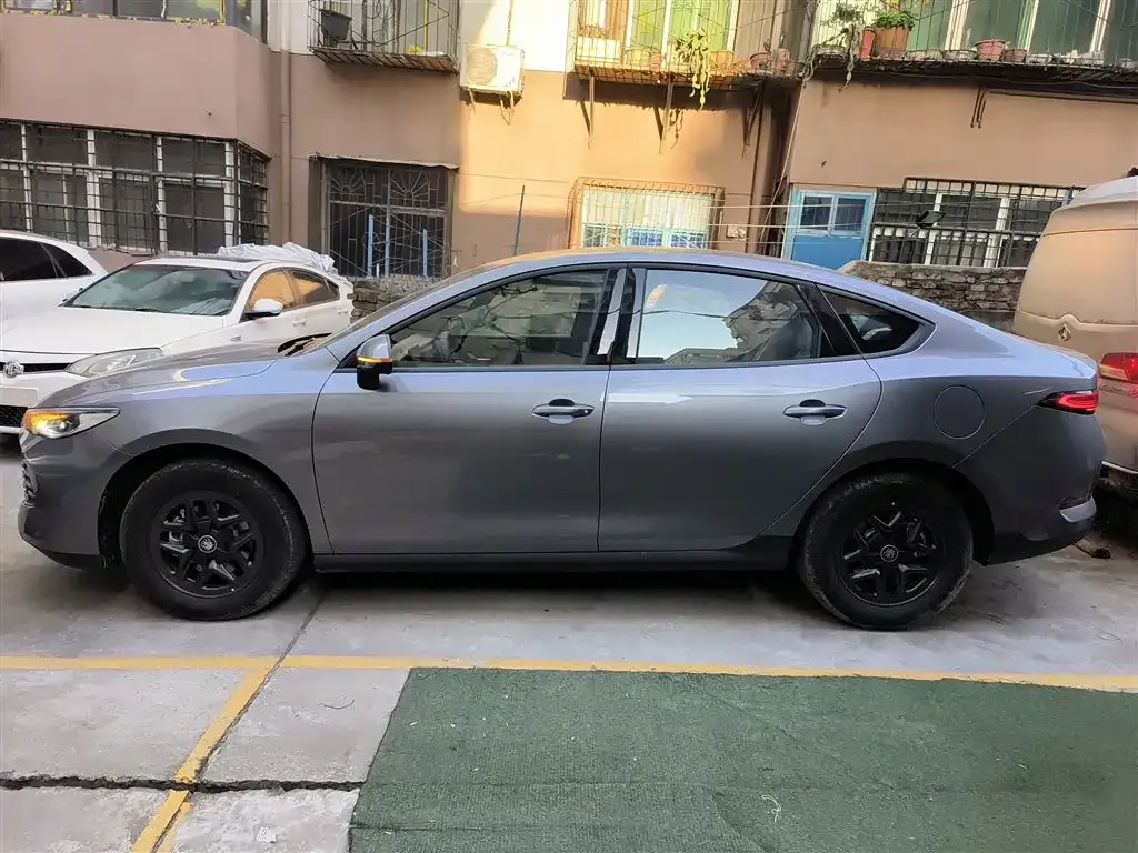 BYD Qin PLUS 2025 из CN, фото 5