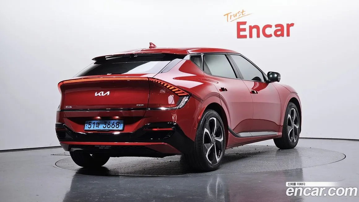 Kia EV6 2023 из KR, фото 2
