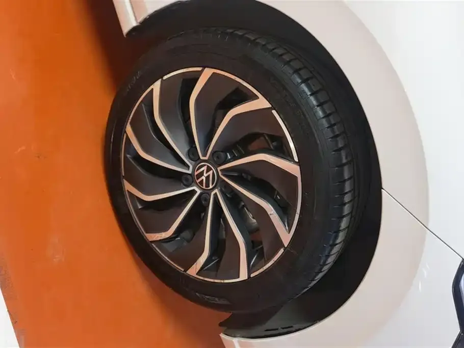 Volkswagen Golf 2023 из CN, фото 6