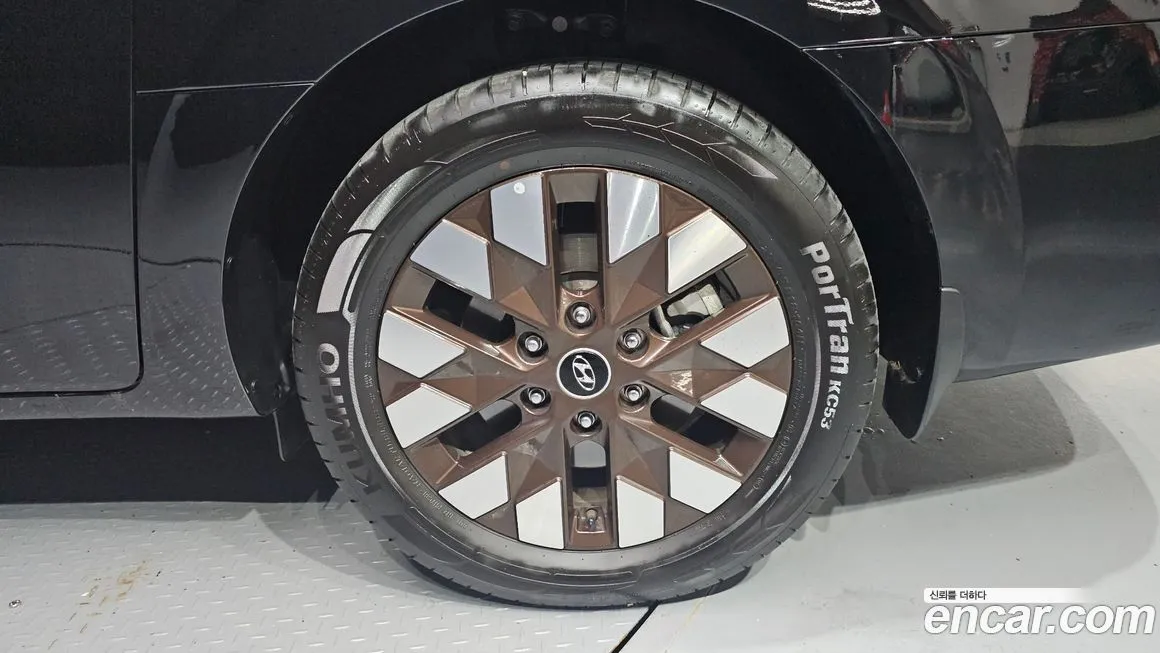 Hyundai Staria 2023 из KR, фото 5