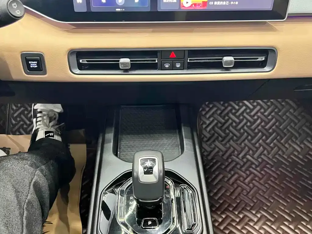 Geely Icon 2022 из CN, фото 8