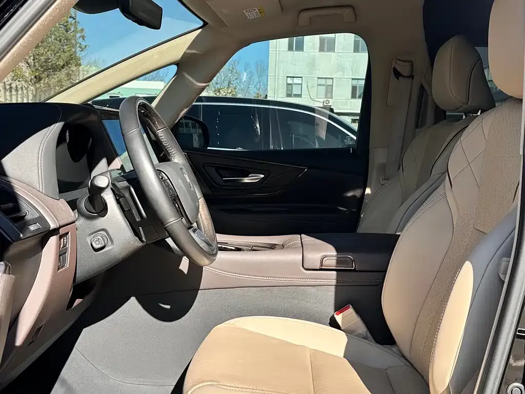 Toyota Vellfire 2023 из CN, фото 10