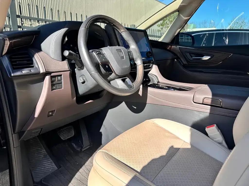 Toyota Vellfire 2023 из CN, фото 9