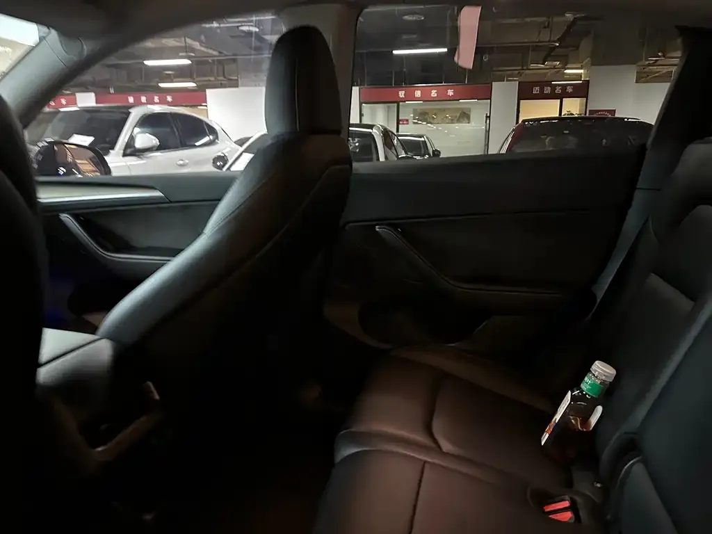 Tesla Model Y 2022 из CN, фото 9