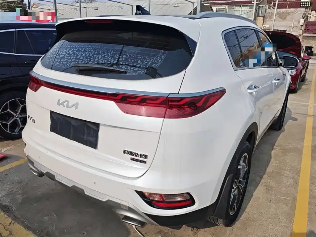 Kia KX5 2022 из CN, фото 7
