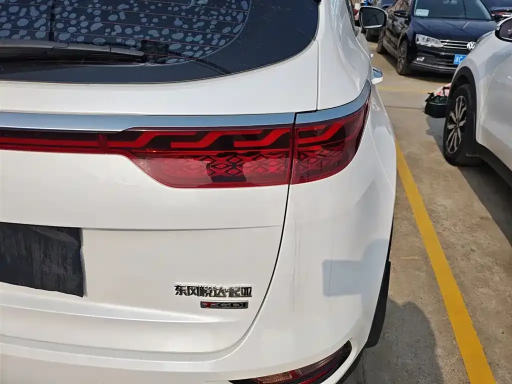 Kia KX5 2022 из CN, фото 8