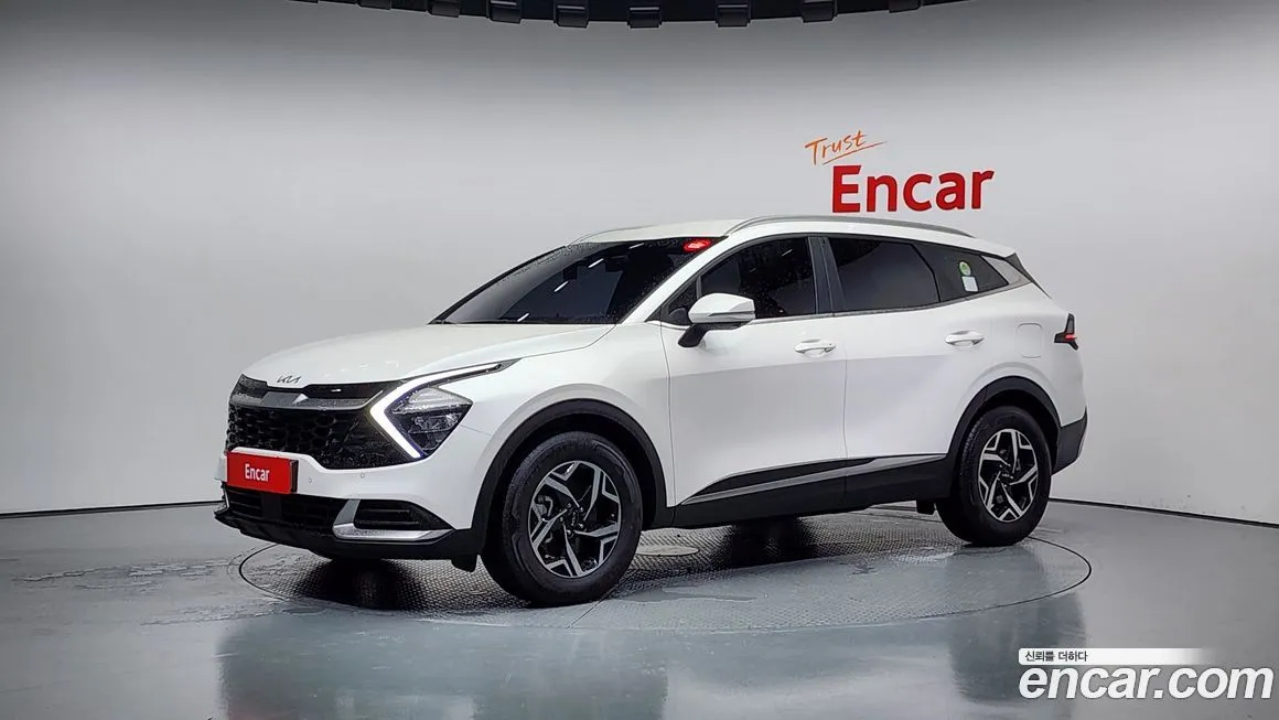 Kia Sportage — фото 1