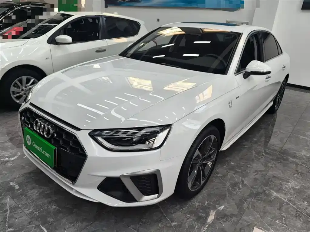 Audi A4L 2022 из CN, фото 1
