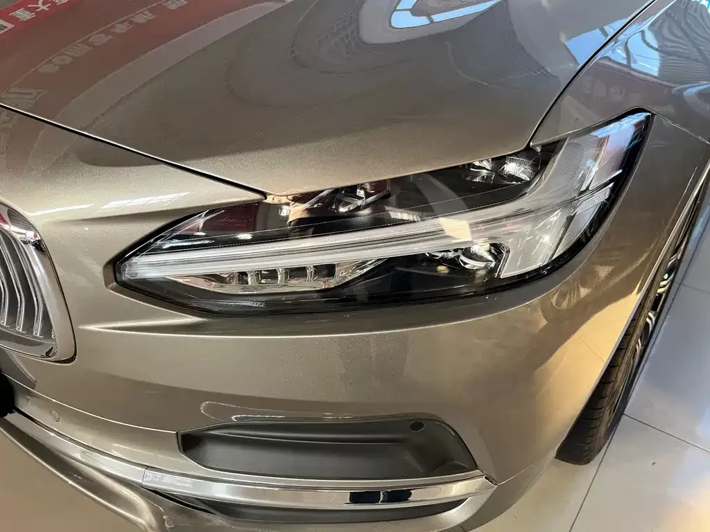 Volvo S90 2022 из CN, фото 4