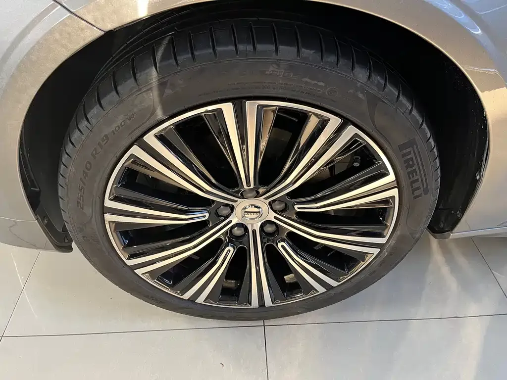 Volvo S90 2022 из CN, фото 5