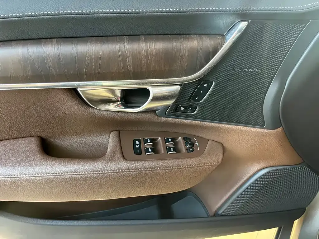 Volvo S90 2022 из CN, фото 7