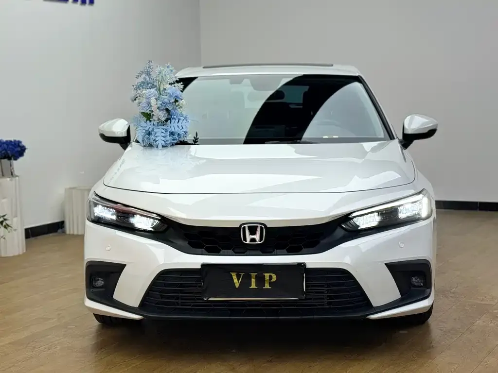 Honda Civic 2024 из CN, фото 2