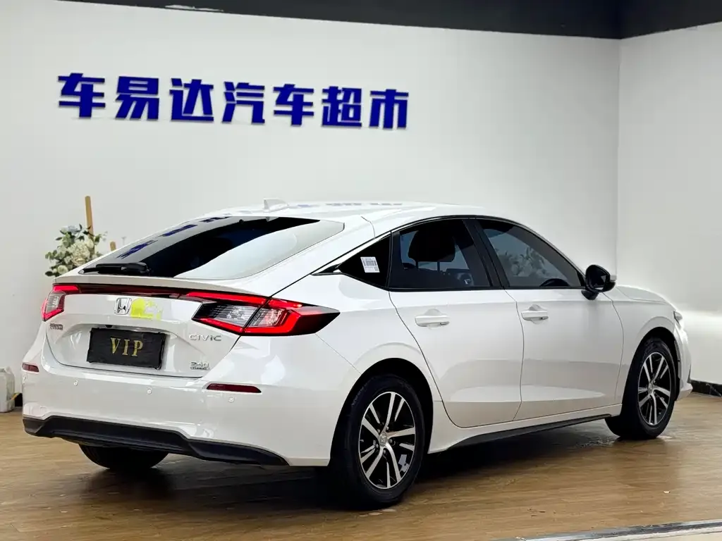 Honda Civic 2024 из CN, фото 4