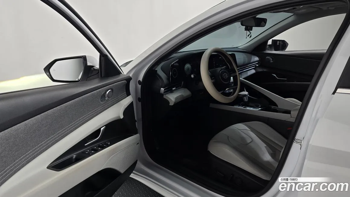 Hyundai AVANTE 2023 из KR, фото 10