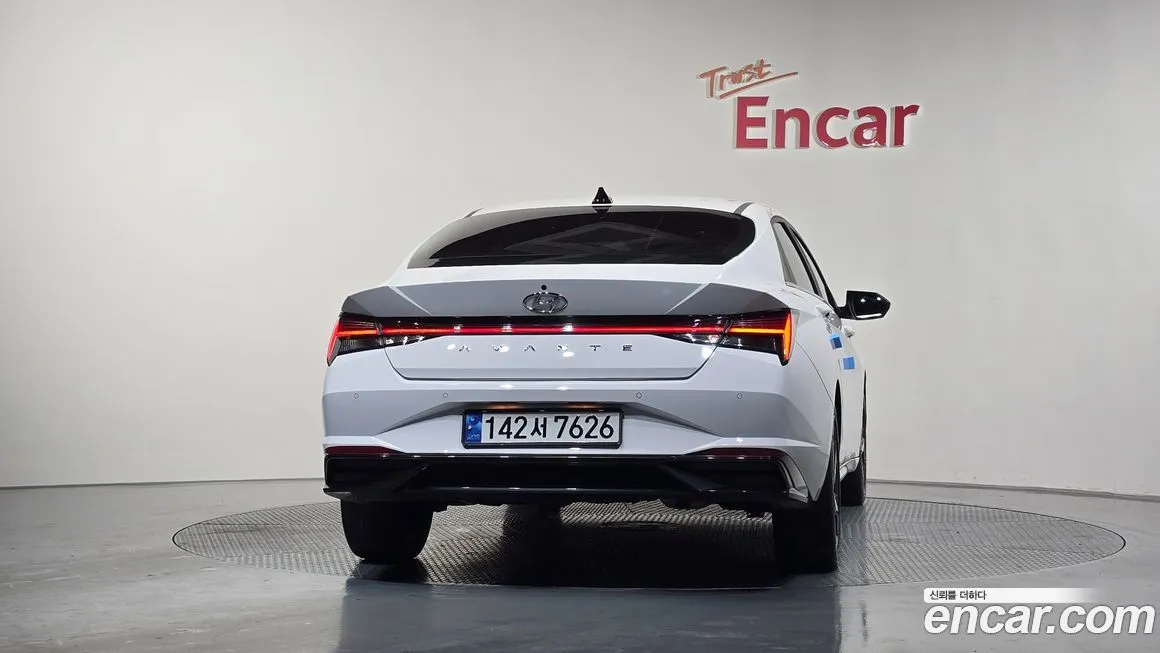 Hyundai AVANTE 2023 из KR, фото 4