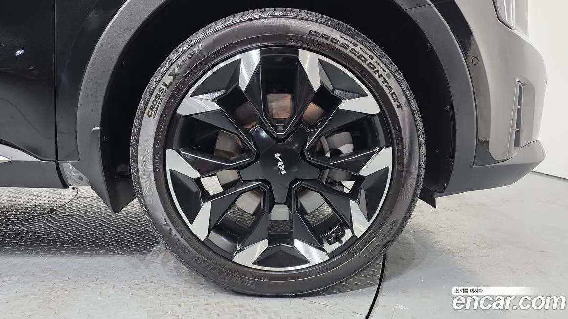 Kia Sorento — фото 5
