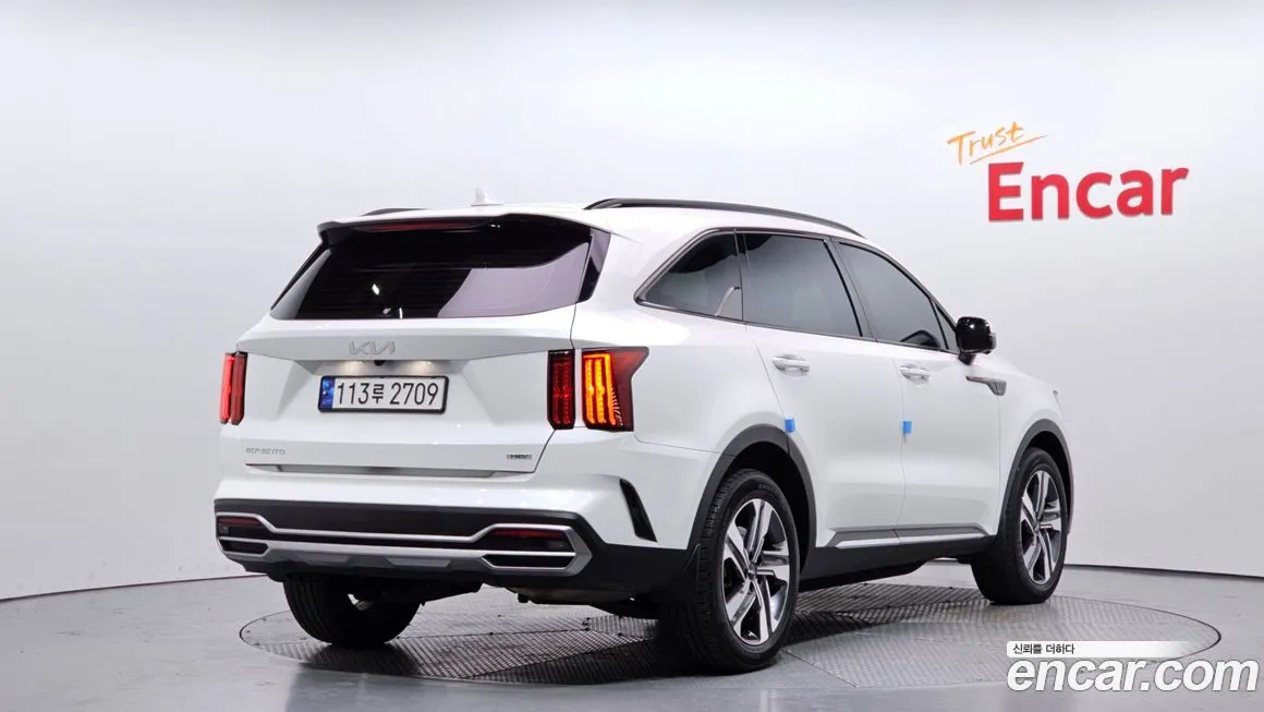 Kia Sorento 2023 из KR, фото 2