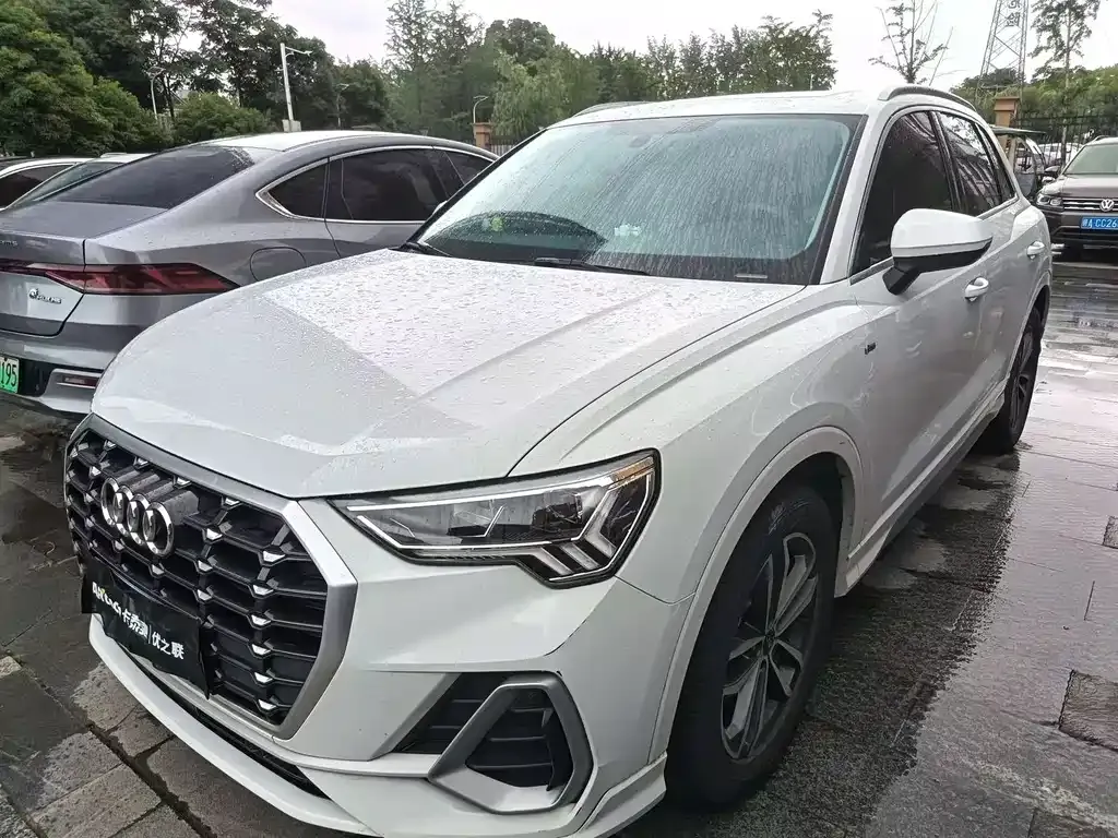 Audi Q3 2022 из CN, фото 1