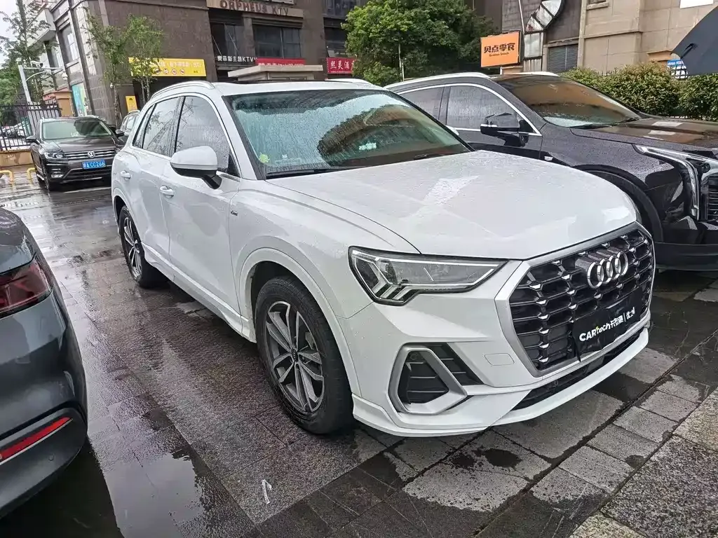 Audi Q3 2022 из CN, фото 2