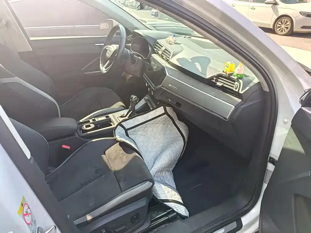 Audi Q3 2022 из CN, фото 3