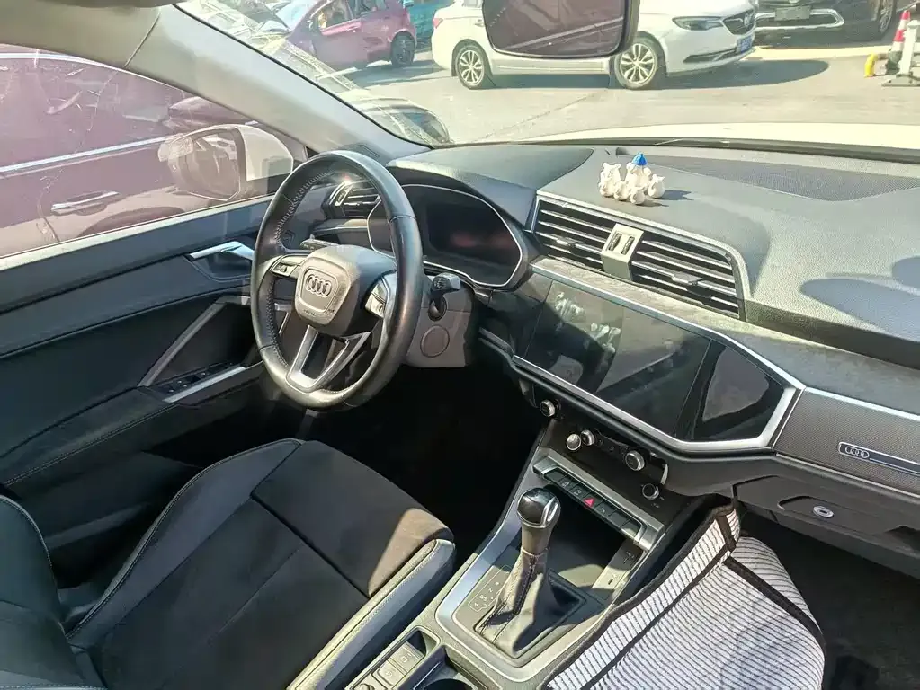 Audi Q3 2022 из CN, фото 5